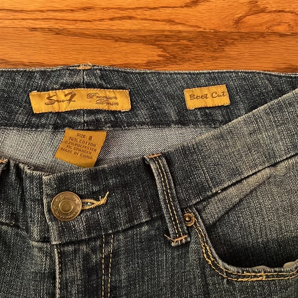 Seven7 Women's Mid-Rise Boot Cut Jeans - Picture 2 of 4